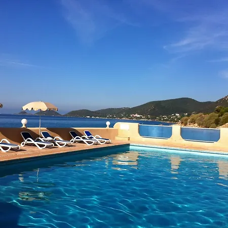 Stella Di Mare אז'אקסיו